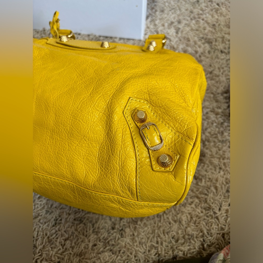 Balenciaga Giant 12 Golden Velo Bag in Lemon - Picture 10 of 10